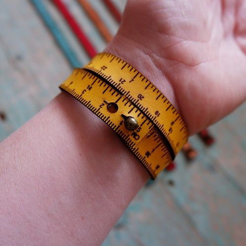 Pulsera cinta métrica wrist ruler
