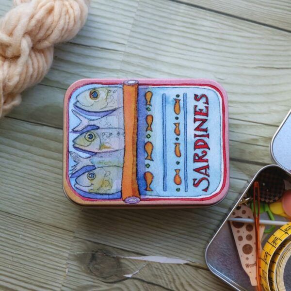 Emma Ball caja metálica rectangular Sardines