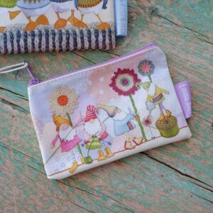 Emma Ball Estuche pequeño Crafting Gnomes(1)