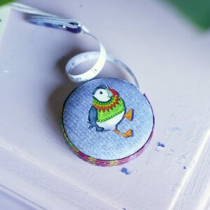 Emma Ball Cinta métrica Wooly Puffins TAPE 02